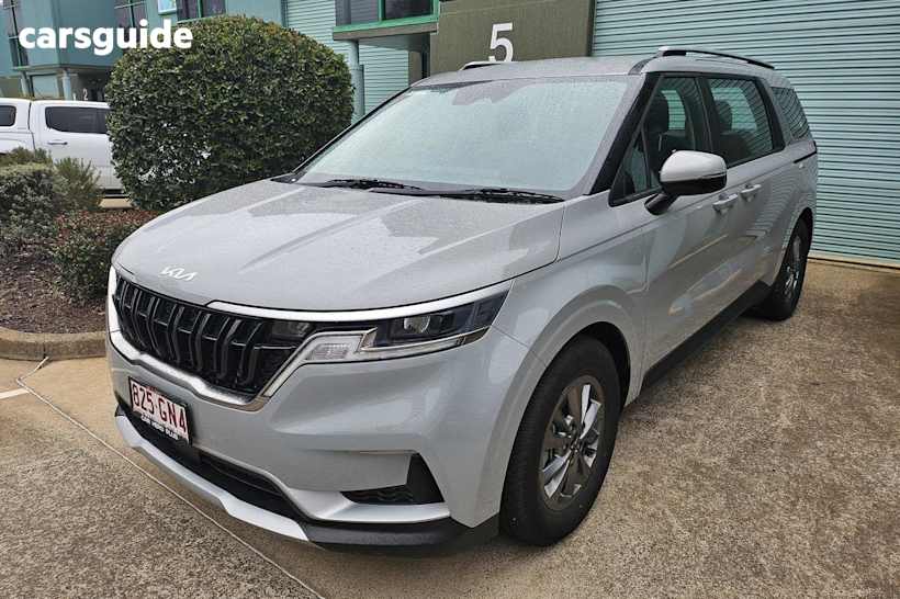 Grey 2023 Kia Carnival Wagon S