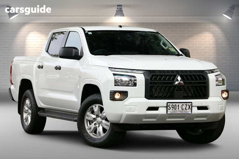 White 2024 Mitsubishi Triton Double Cab Pick Up Glx+ (4X4)