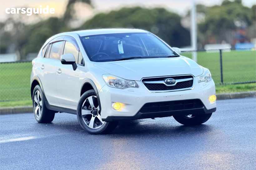 White 2014 Subaru XV Hatch HYBRID