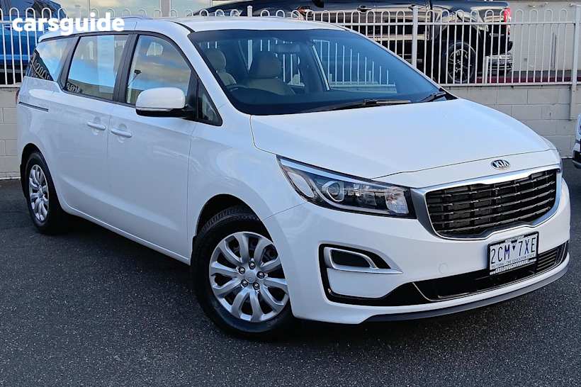 White 2019 Kia Carnival Wagon S