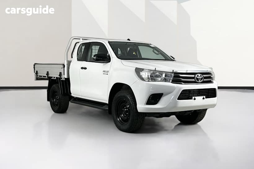 White 2018 Toyota Hilux X Cab Cab Chassis Sr (4X4)