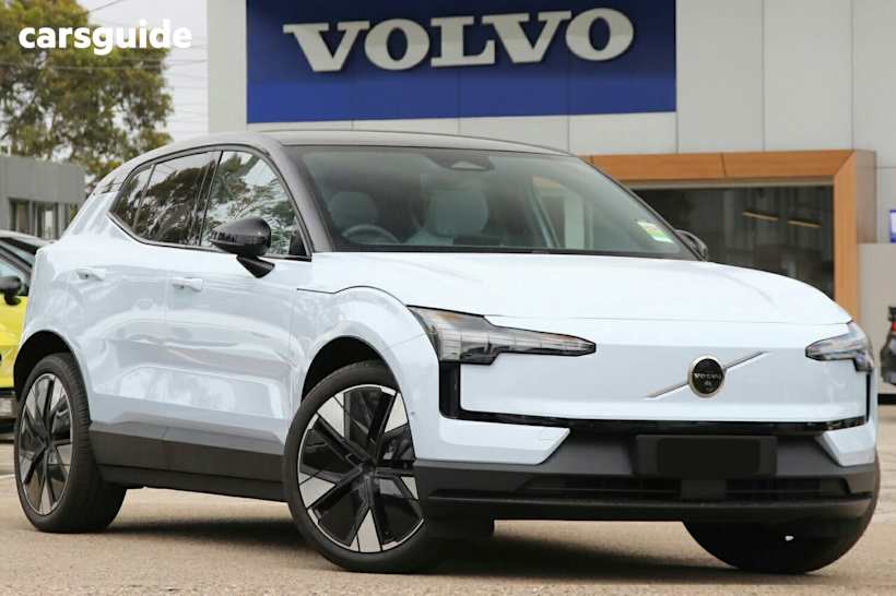 2025 Volvo EX30 Wagon Single Motor Extend Range Plus