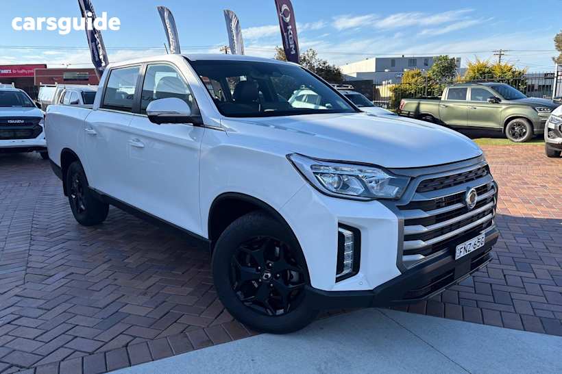 White 2024 Ssangyong Musso Ute Tray ULTIMATE 4X4