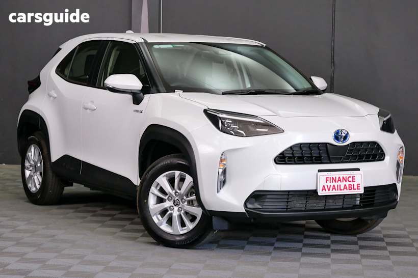 White 2023 Toyota Yaris Cross Wagon Gx Hybrid