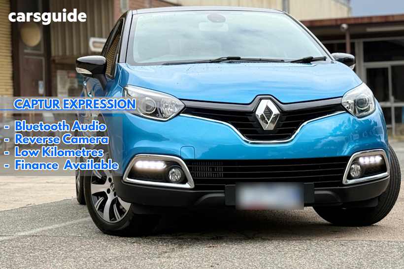 Blue 2017 Renault Captur Hatch EXPRESSION F