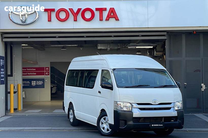 White 2018 Toyota HiAce OtherCar COMMUTER R