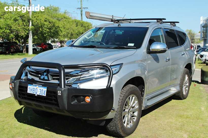 Silver 2018 Mitsubishi Pajero Sport Wagon Glx (4X4) 5 Seat