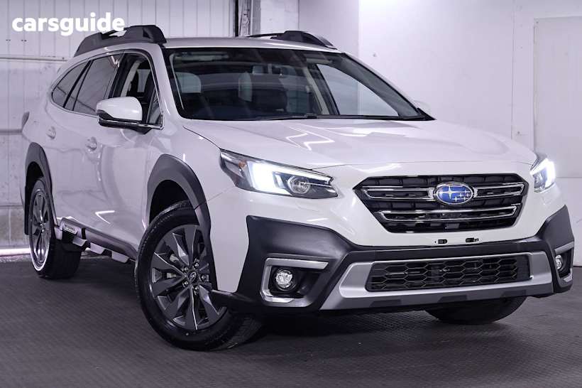 White 2024 Subaru Outback SUV AWD 4WD