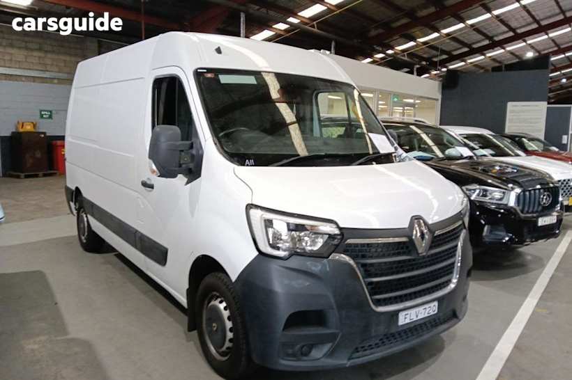 White 2020 Renault Master Bus Pro Lwb Fwd (110Kw)