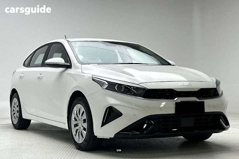 White 2024 Kia Cerato Hatch S F