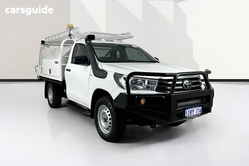 White 2021 Toyota Hilux Cab Chassis Sr (4X4)