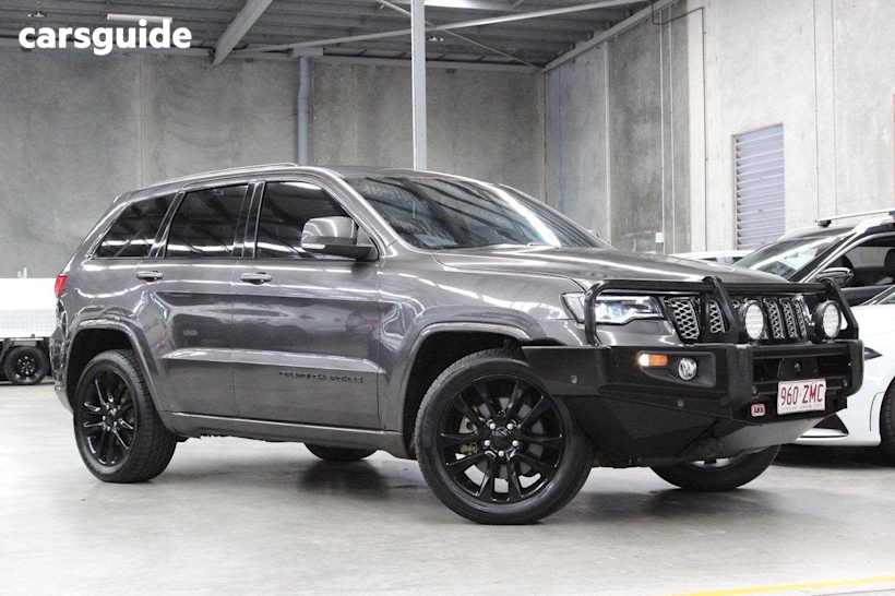 Grey 2020 Jeep Grand Cherokee Wagon Night Eagle (4X4)