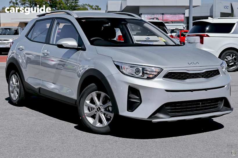 Silver 2024 Kia Stonic SUV S F