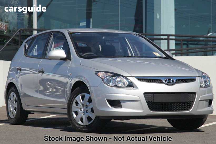 Silver 2011 Hyundai I30 Hatchback Sx