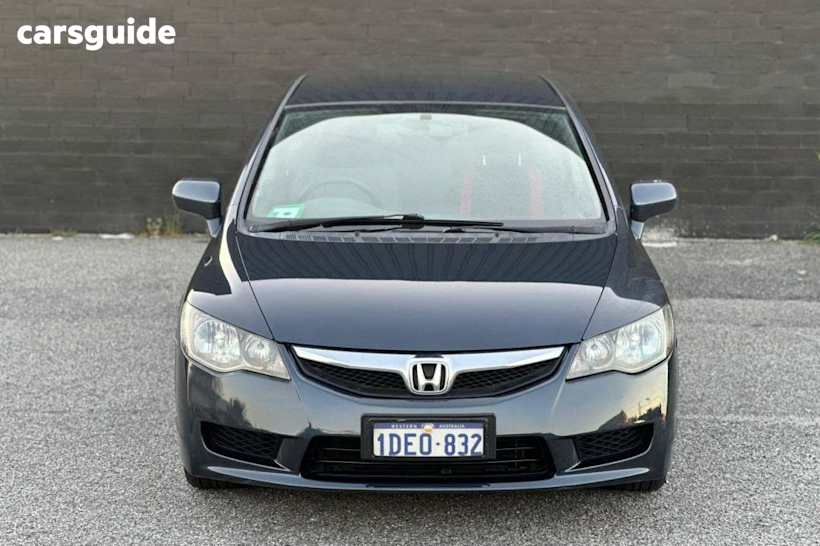 Grey 2009 Honda Civic Sedan VTI-L F