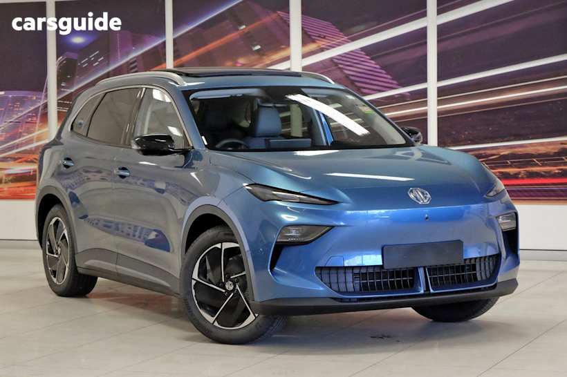 Blue 2025 MG MGS5 EV SUV ESSENCE 62 R