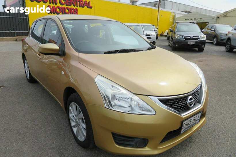 Gold 2014 Nissan Pulsar Hatch ST