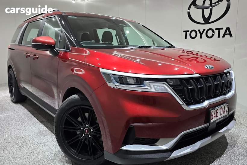 Red 2021 Kia Carnival Wagon S