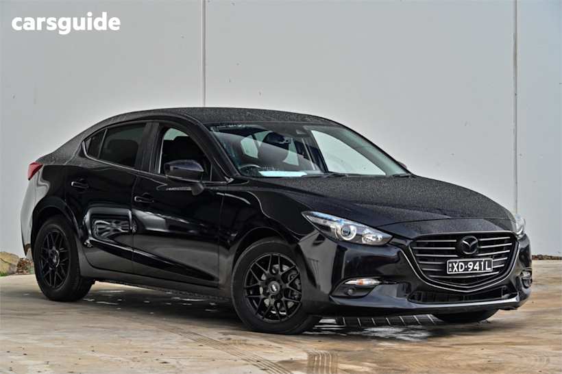 Black 2018 Mazda Mazda3 Sedan MAXX SPORT F