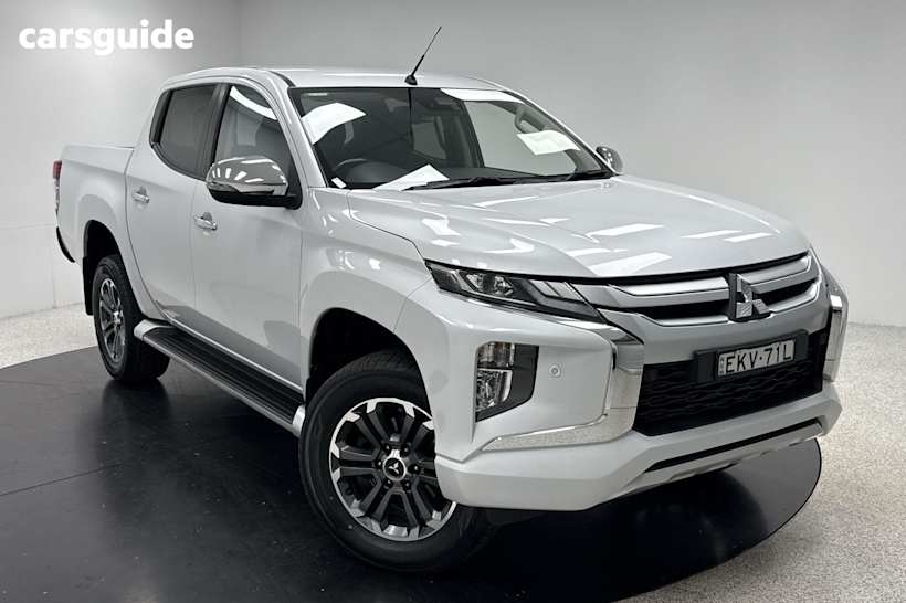 White 2020 Mitsubishi Triton Ute Tray GLS 4X4