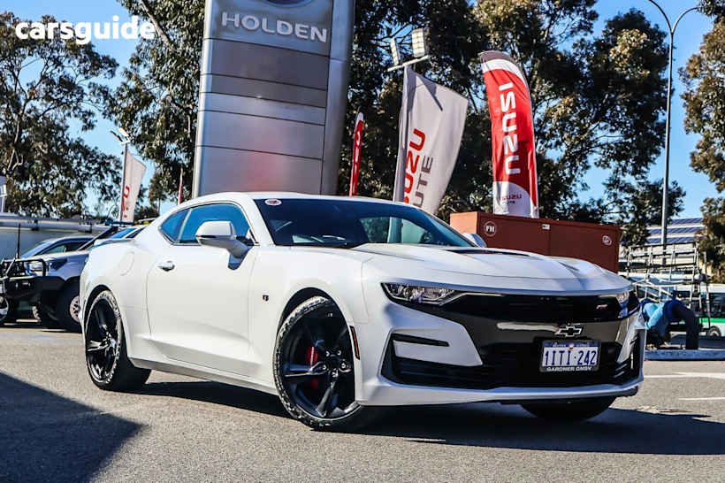 White 2019 Chevrolet Camaro Coupe 2SS R