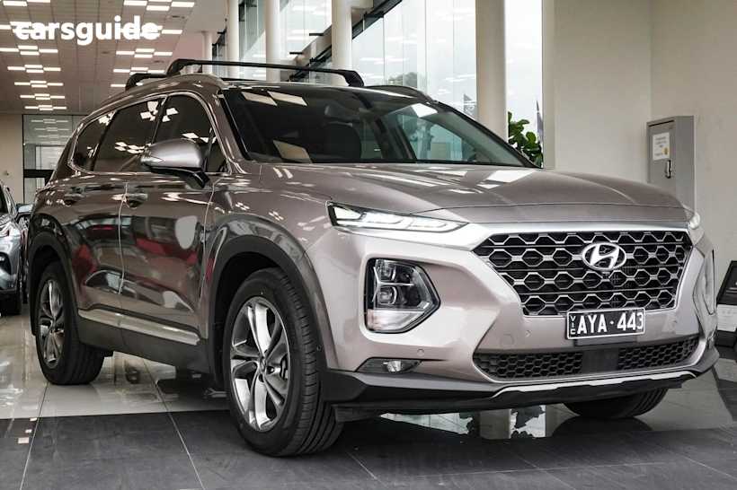 Bronze 2018 Hyundai Santa FE SUV HIGHLANDER 4X4