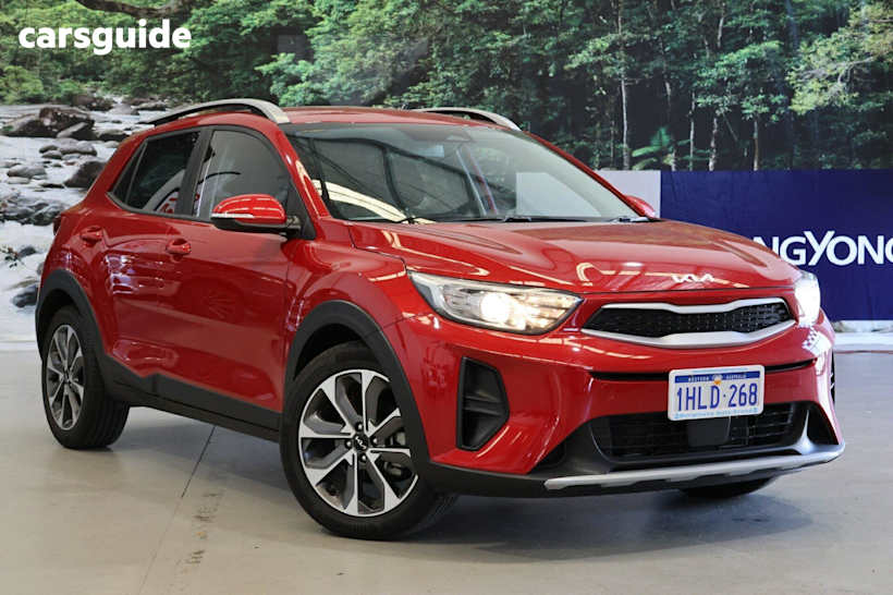 Red 2021 Kia Stonic Wagon S