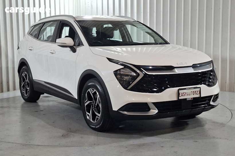 White 2023 Kia Sportage Wagon S (Fwd)