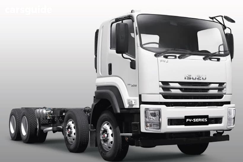 2025 Isuzu FYJ Cab Chassis 300-350 (Xlwb)