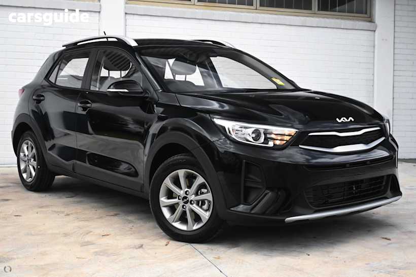 Black 2024 Kia Stonic SUV S F