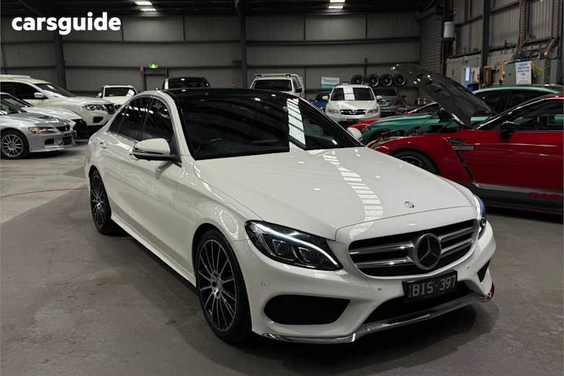 White 2017 Mercedes-Benz C-CLASS Sedan C250 R