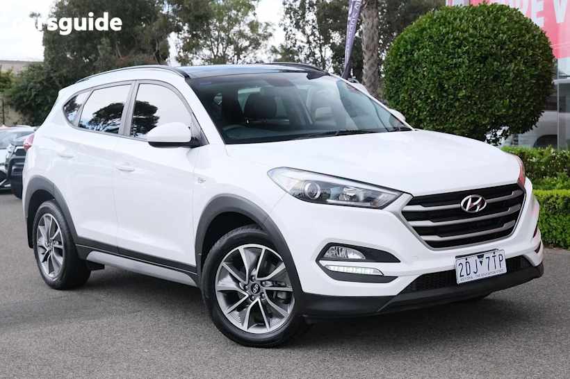 White 2018 Hyundai Tucson SUV ACTIVE X F