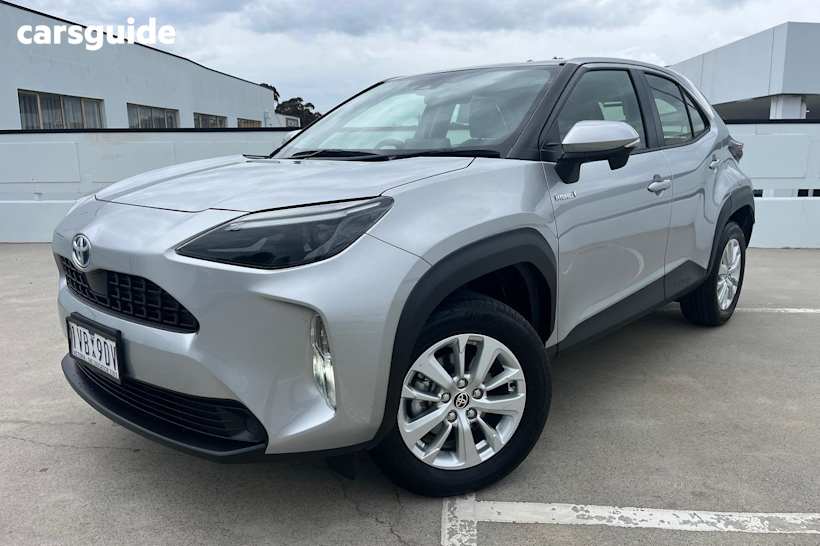 Silver 2022 Toyota Yaris Cross SUV GX 4X4