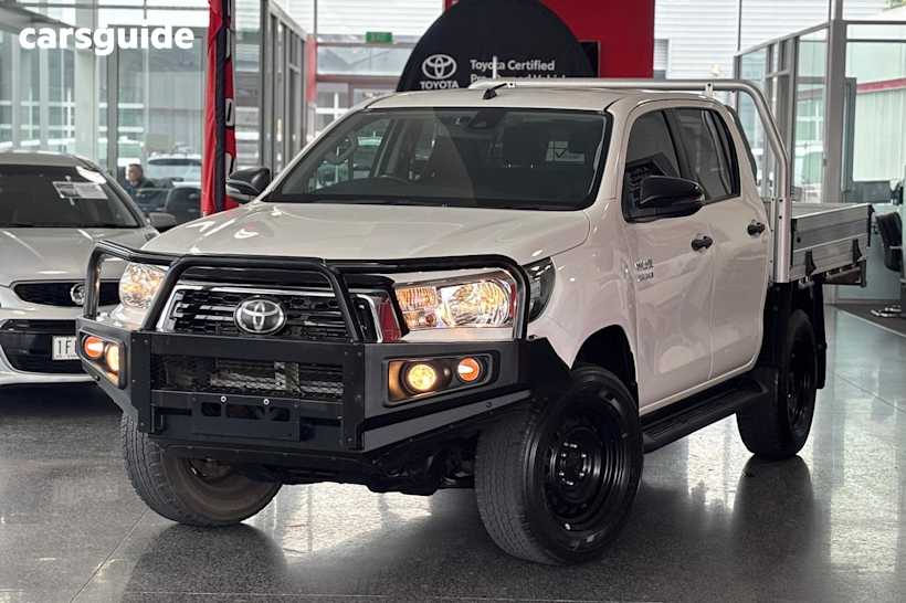 White 2020 Toyota Hilux Ute Tray SR 4X4