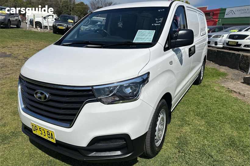 White 2019 Hyundai Iload Van 3S Liftback