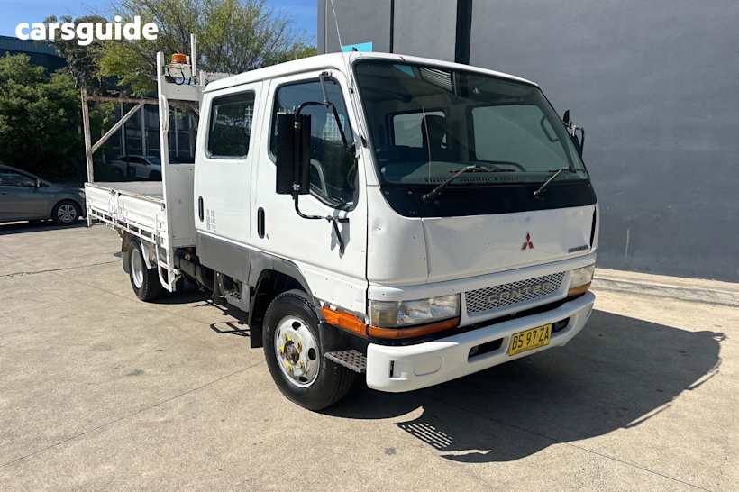 White 2004 Mitsubishi Canter OtherCar FE649E6 2004