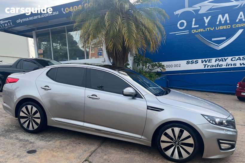 Silver 2011 Kia Optima Sedan Platinum
