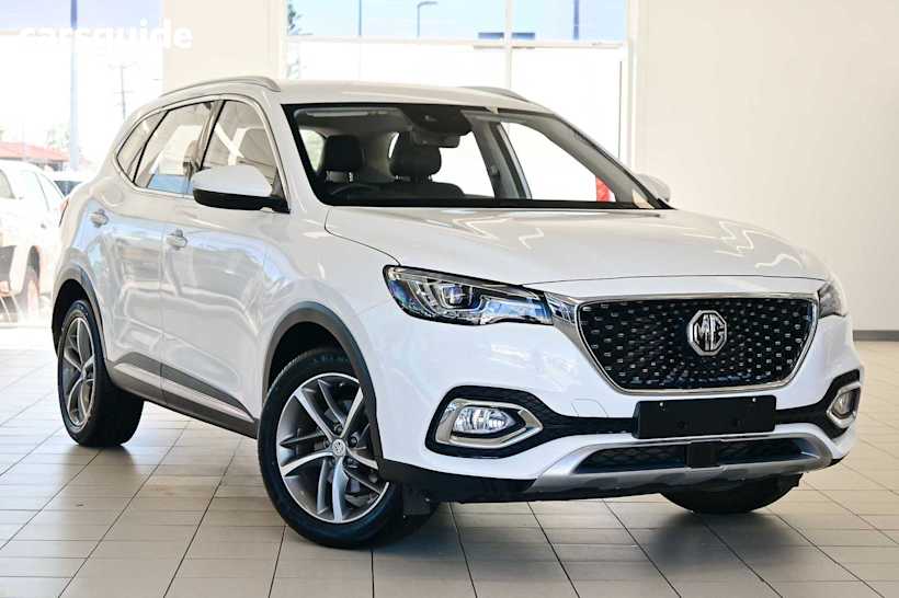 White 2024 MG HS SUV EXCITE F