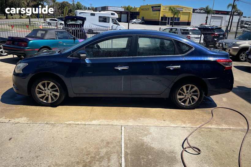 Blue 2014 Nissan Pulsar Sedan ST F