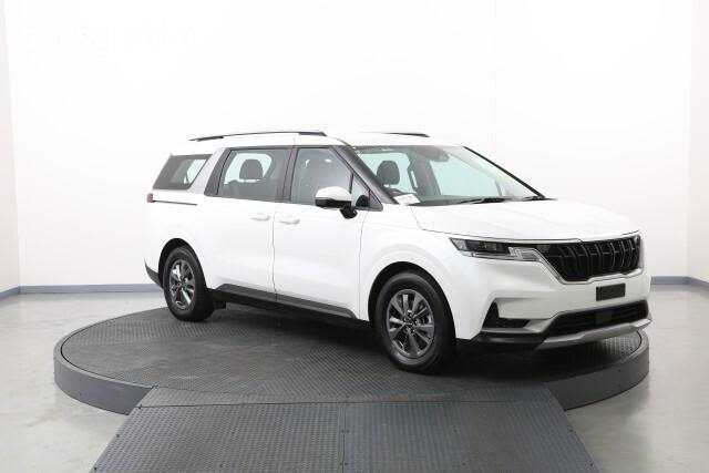 White 2022 Kia Carnival Wagon S
