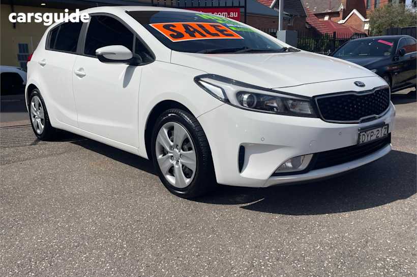 White 2018 Kia Cerato Hatchback S