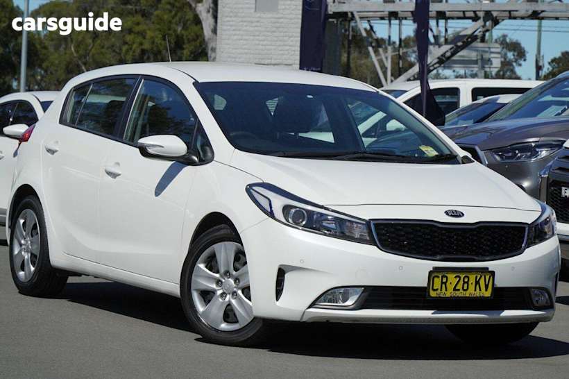 White 2018 Kia Cerato Hatch S F