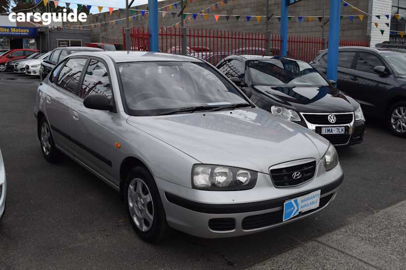 Silver 2002 Hyundai Elantra Hatchback Gl