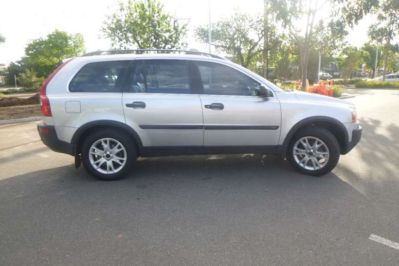 Silver 2003 Volvo XC90 SUV T6 4X4