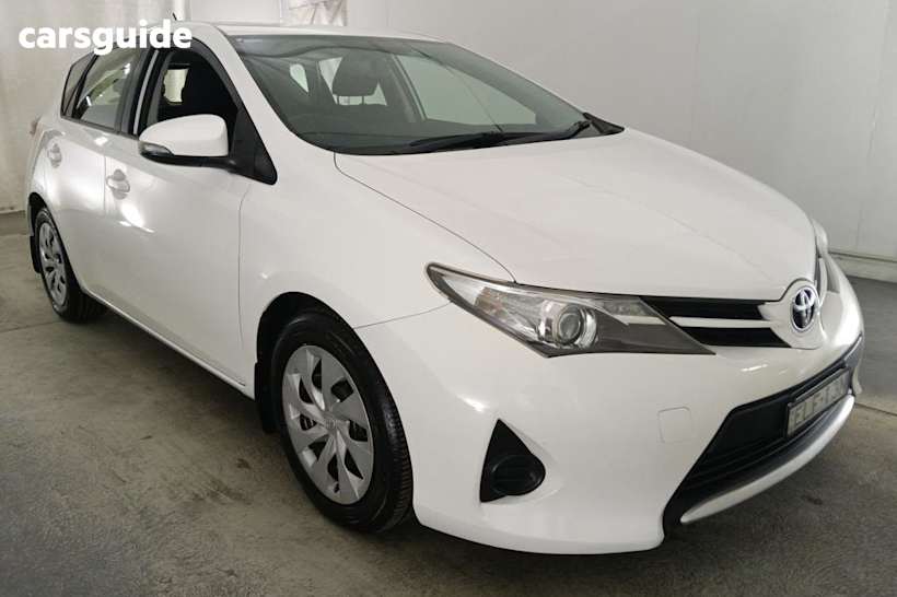 White 2013 Toyota Corolla Hatchback Ascent