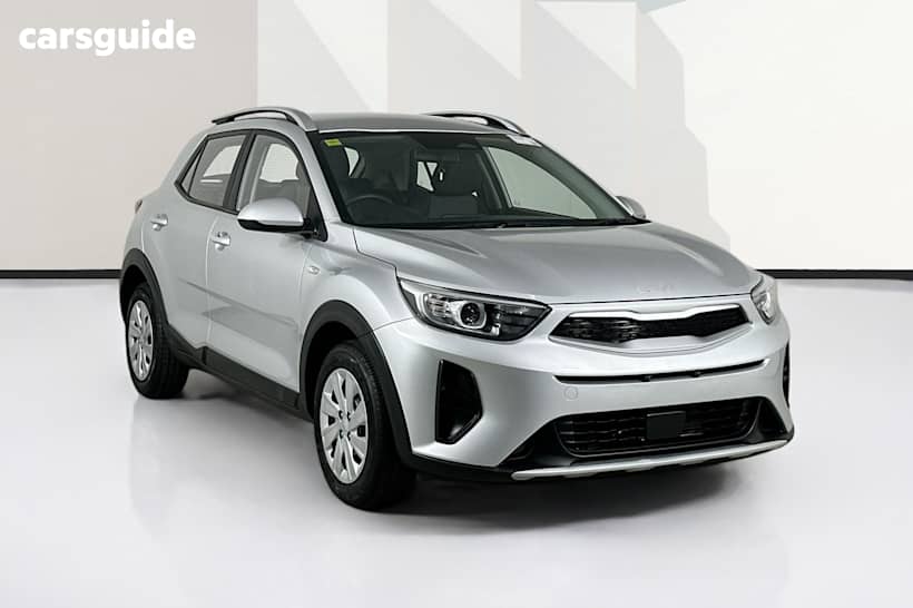 Silver 2023 Kia Stonic Wagon S