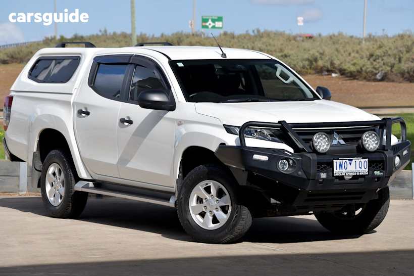 White 2022 Mitsubishi Triton Ute Tray GLX+ 4X4