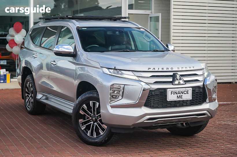 Silver 2021 Mitsubishi Pajero Sport Wagon Exceed (4X4) 7 Seat