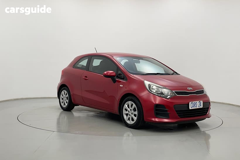 2015 Kia RIO Hatchback S