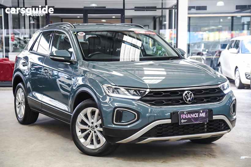 Green 2023 Volkswagen T-ROC SUV CITYLIFE F